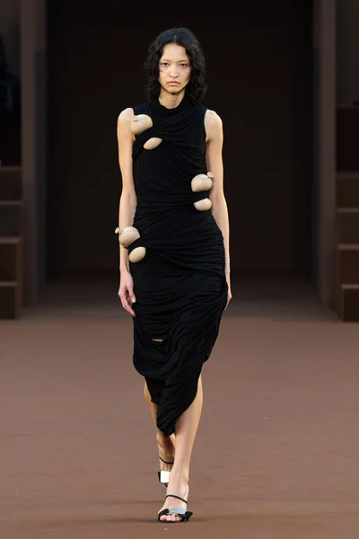 Look 38